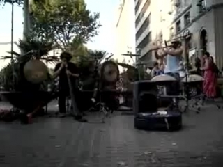 street musicians in barcelona. super