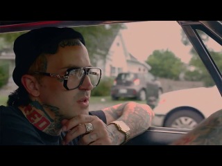 yelawolf ft. paul wall - hustle