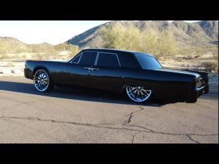 lincoln continental 1964 (awesome car)